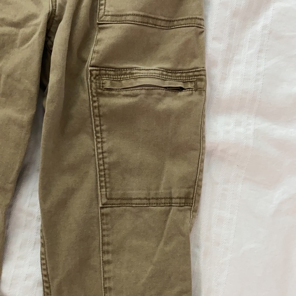Abercrombie & Fitch women’s pocket pants. Size 25 - Picture 5 of 5